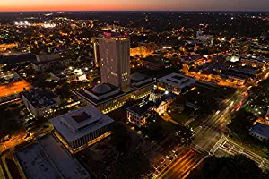 Tallahassee, Florida - State Capitol Building Downtown - Photography A-92257 (9x12 Fine Art Print, Home Wall Decor Artwork Poster)