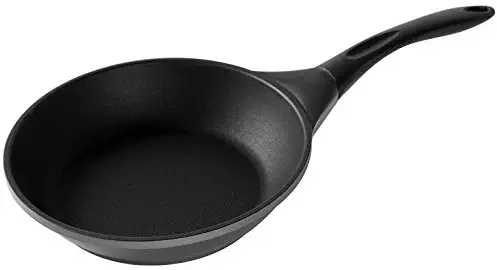 Nordic Ware Pro Cast 8 Inch Omelet Pan